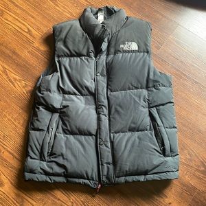 The North Face Black Men’s Down puffy vest